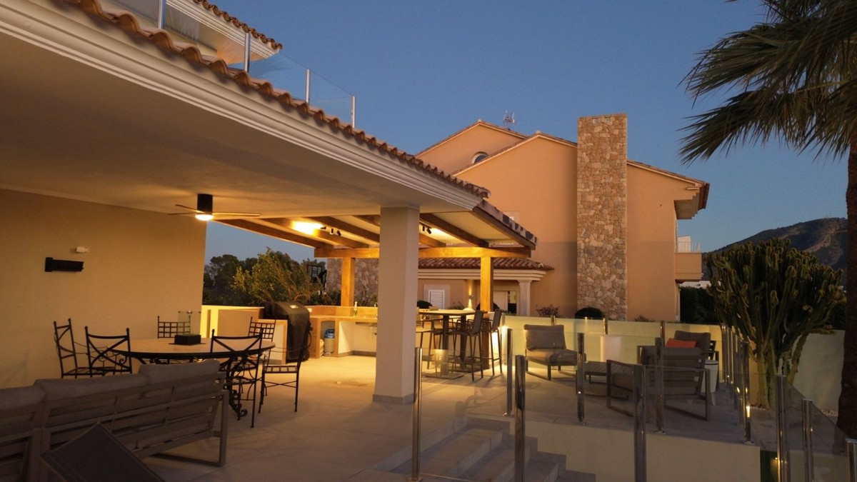 Property main view 38