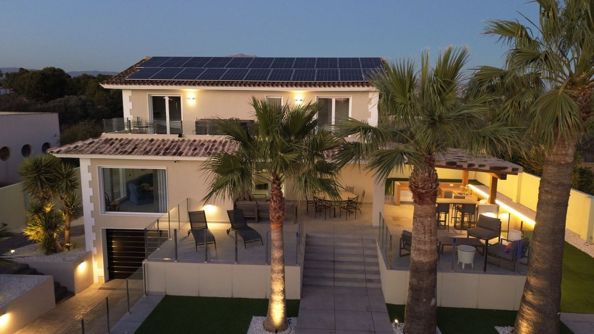 Property main view 40