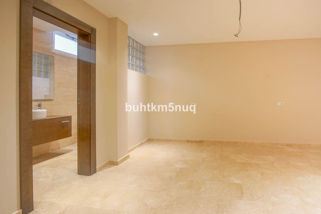 Huis te koop in L'Alfás del Pi | 5 slaapkamers H5311141