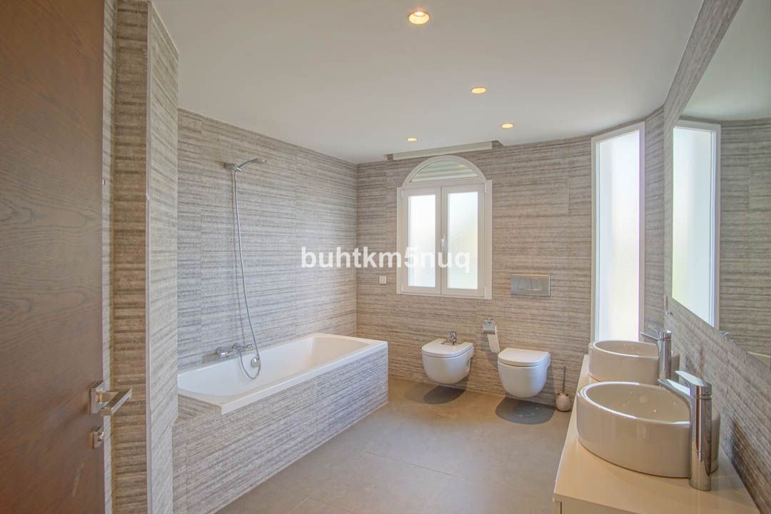 Huis te koop in L'Alfás del Pi | 5 slaapkamers H5311141