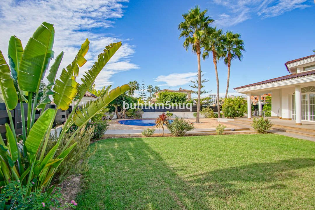 Huis te koop in L'Alfás del Pi | 5 slaapkamers H5311141