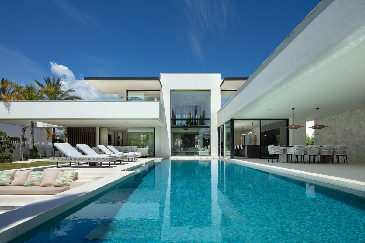 Vrijstaande Villa in Las Brisas-1