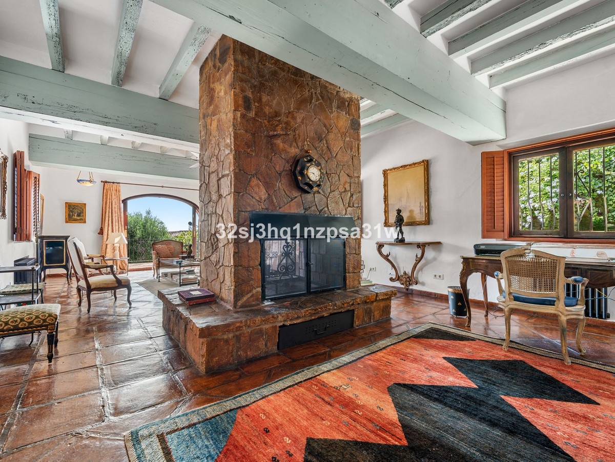 Huis te koop in Nueva Andalucía | 5 slaapkamers H5062681