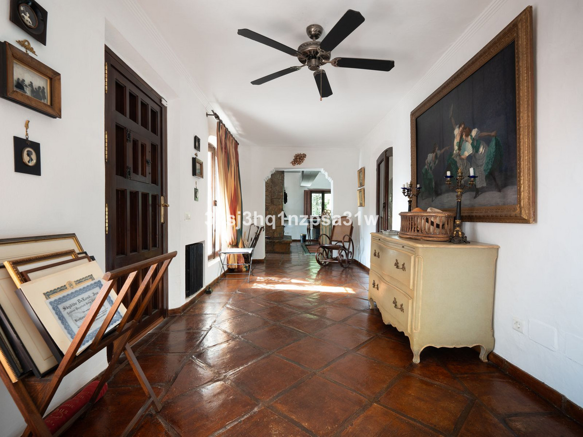 Huis te koop in Nueva Andalucía | 5 slaapkamers H5062681