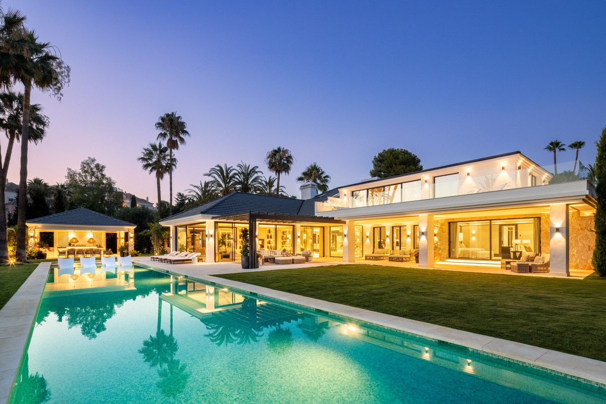 Huis te koop in Las Brisas | 7 slaapkamers H5130388