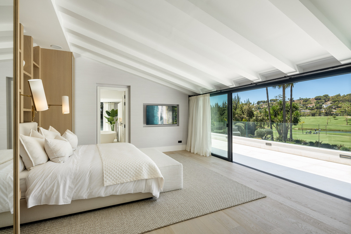 Huis te koop in Las Brisas | 7 slaapkamers H5130388
