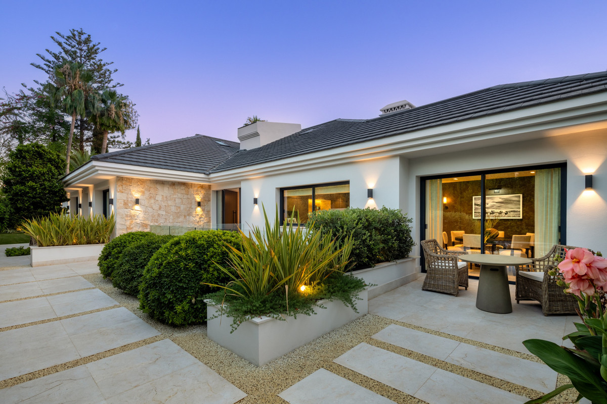 Huis te koop in Las Brisas | 7 slaapkamers H5130388