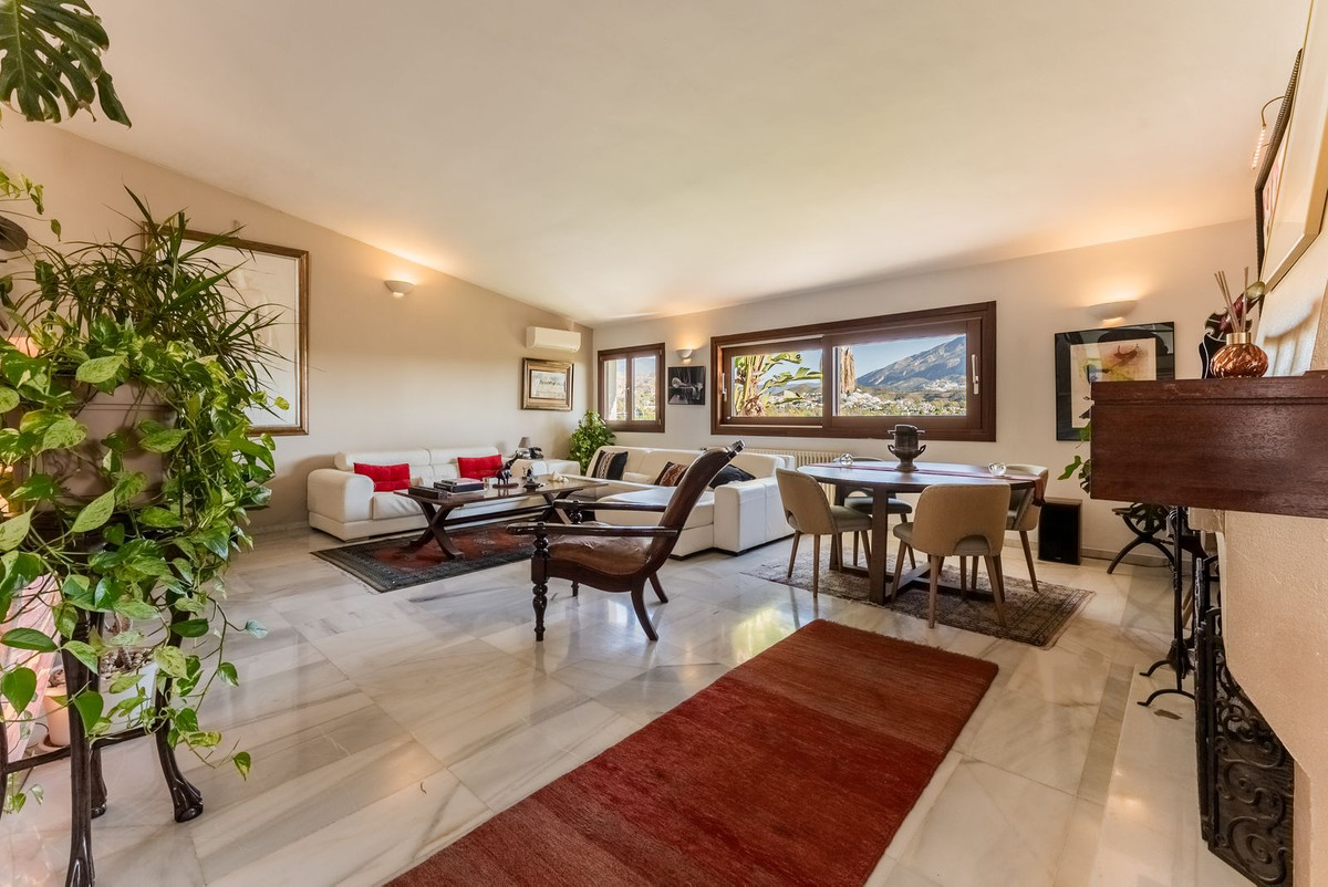 Huis te koop in Las Brisas | 7 slaapkamers H5222131