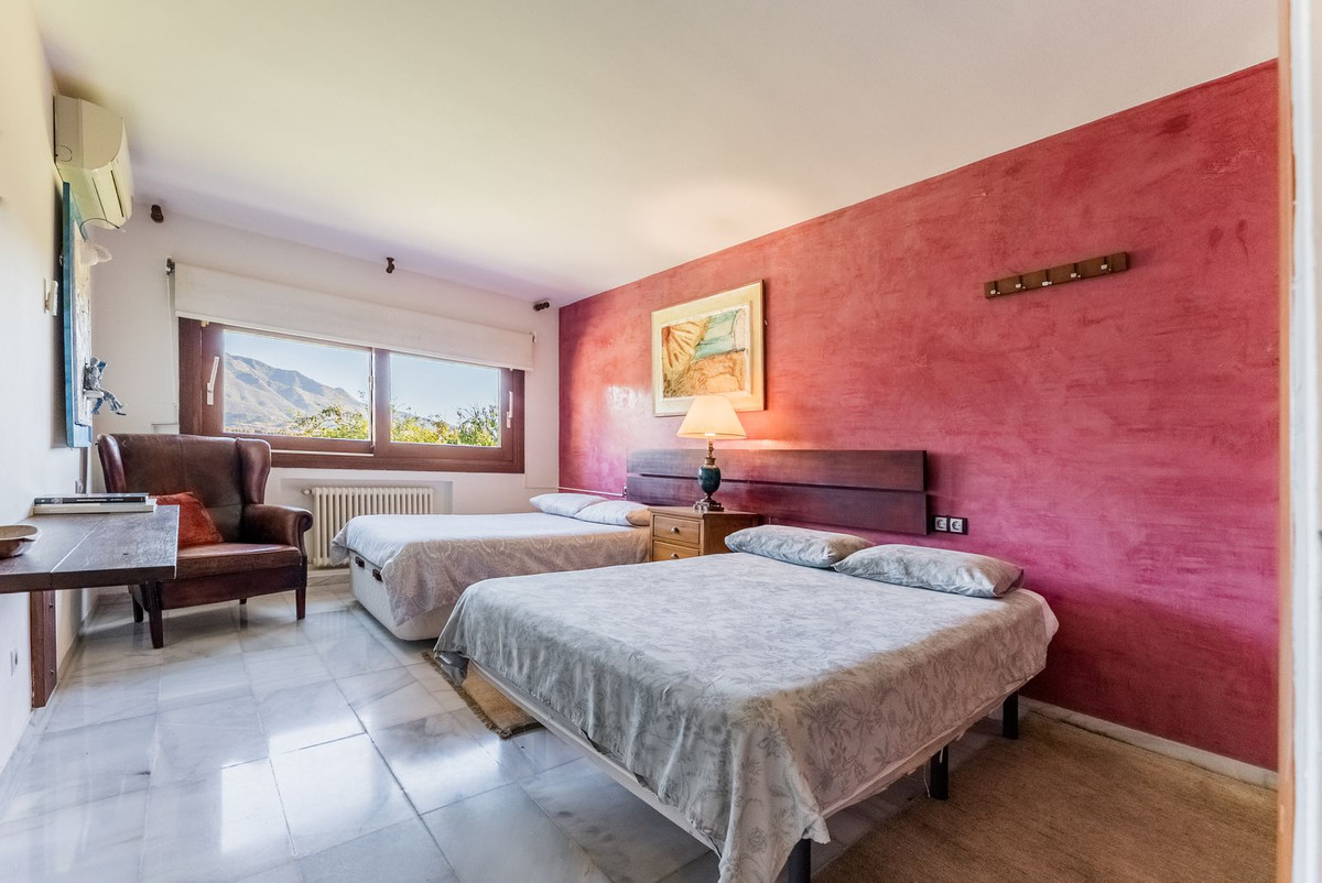 Huis te koop in Las Brisas | 7 slaapkamers H5222131