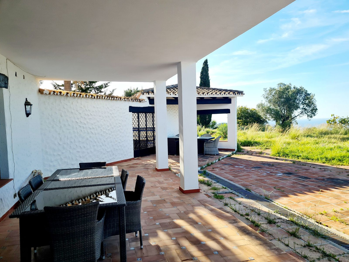 Vrijstaande Villa in Las Chapas-9