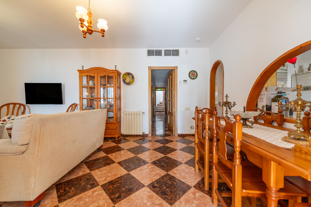 Huis te koop in Las Chapas | 4 slaapkamers H4905580