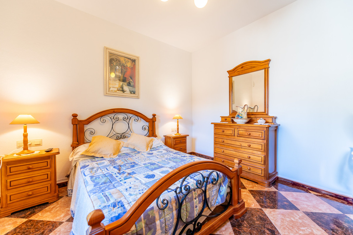 Huis te koop in Las Chapas | 4 slaapkamers H4905580