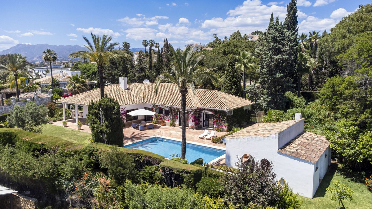 Huis te koop in Las Chapas | 4 slaapkamers H5083273