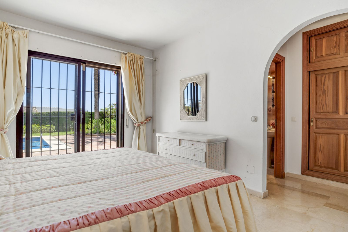 Huis te koop in Las Chapas | 4 slaapkamers H5083273