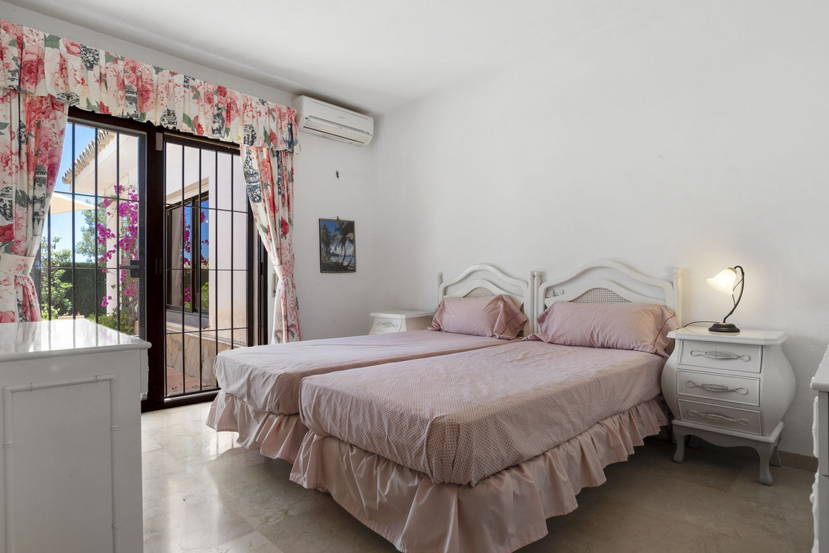 Huis te koop in Las Chapas | 4 slaapkamers H5083273