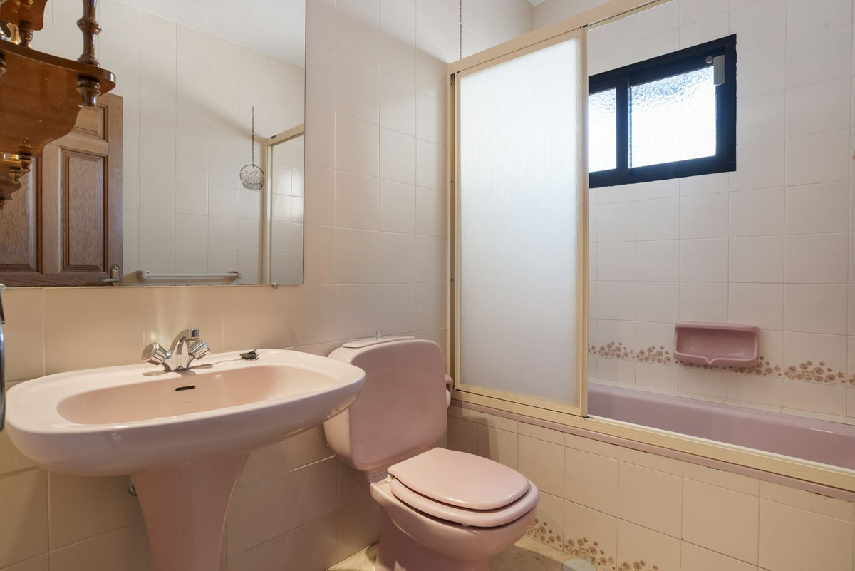 Huis te koop in Las Chapas | 4 slaapkamers H5083273