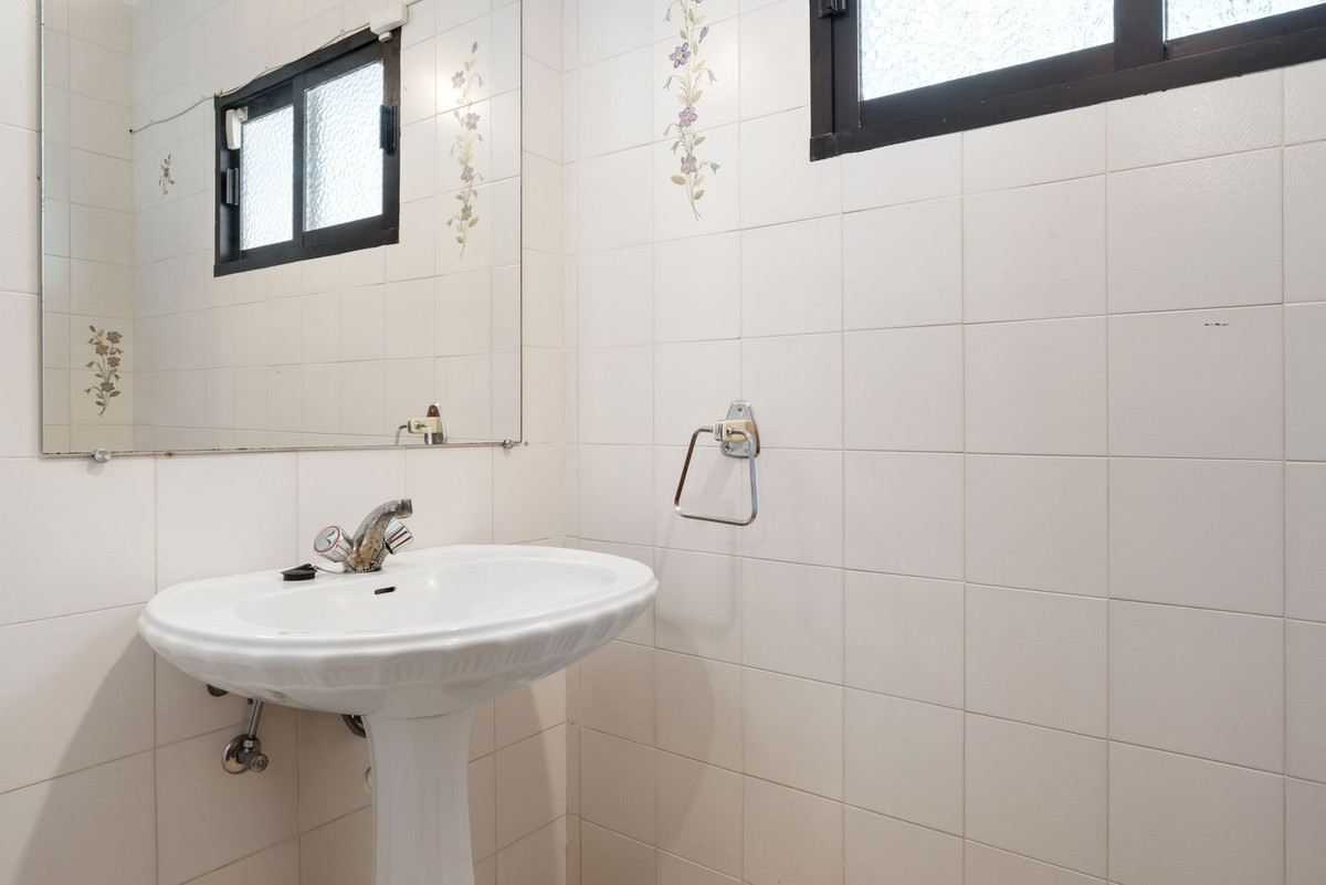 Huis te koop in Las Chapas | 4 slaapkamers H5083273