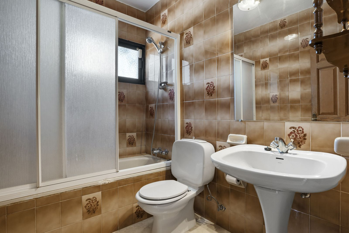 Huis te koop in Las Chapas | 4 slaapkamers H5083273