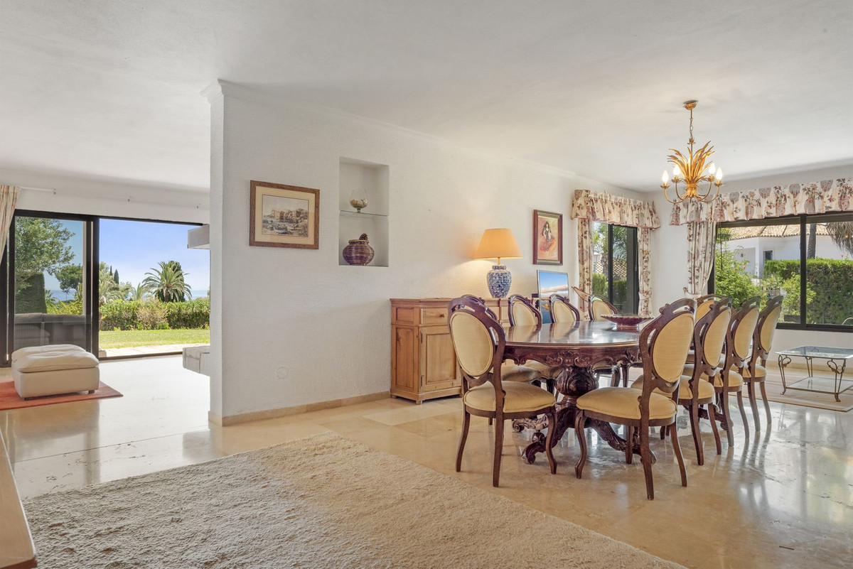 Huis te koop in Las Chapas | 4 slaapkamers H5083273