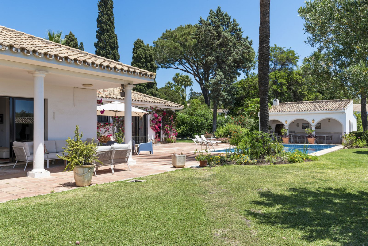 Huis te koop in Las Chapas | 4 slaapkamers H5083273
