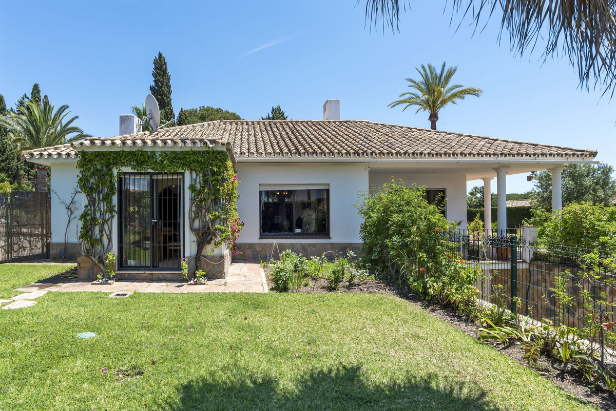 Huis te koop in Las Chapas | 4 slaapkamers H5083273