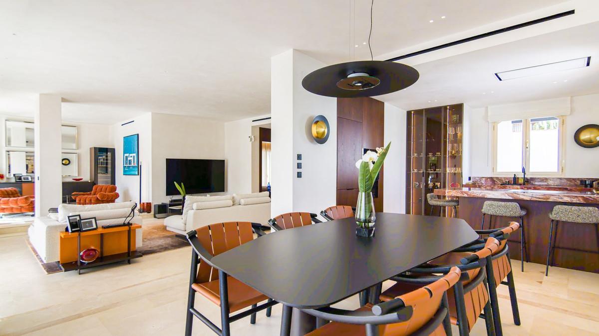 Huis te koop in Las Chapas | 5 slaapkamers H5418007