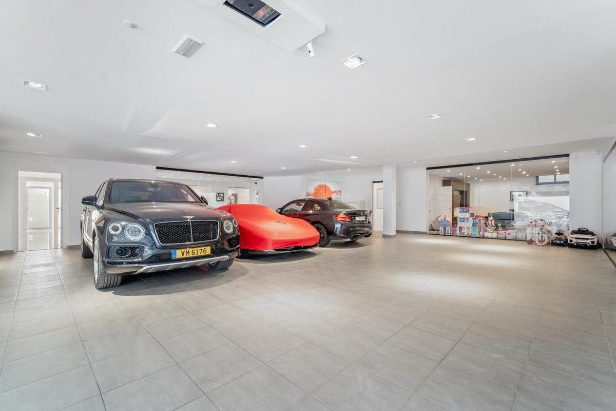Property main view 44