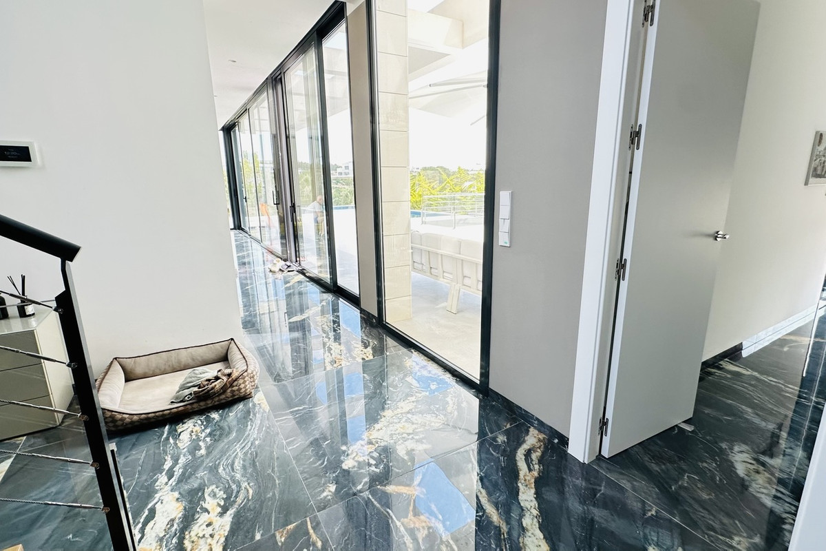 Property main view 33