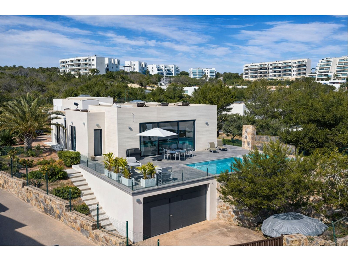 Huis te koop in Las Colinas Golf | 4 slaapkamers H5257588