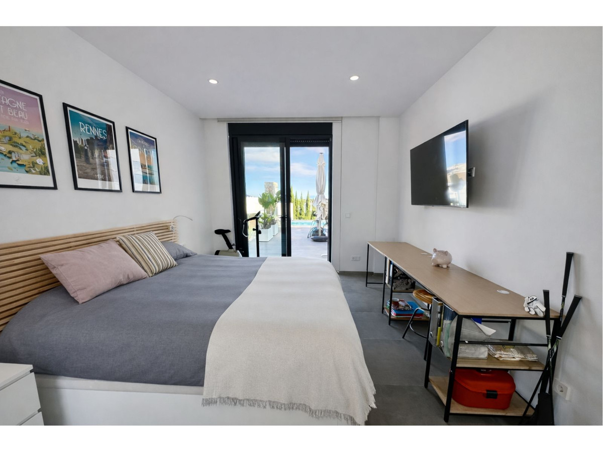 Huis te koop in Las Colinas Golf | 4 slaapkamers H5257588