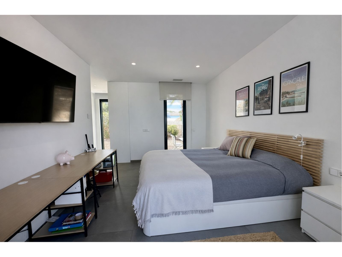 Huis te koop in Las Colinas Golf | 4 slaapkamers H5257588