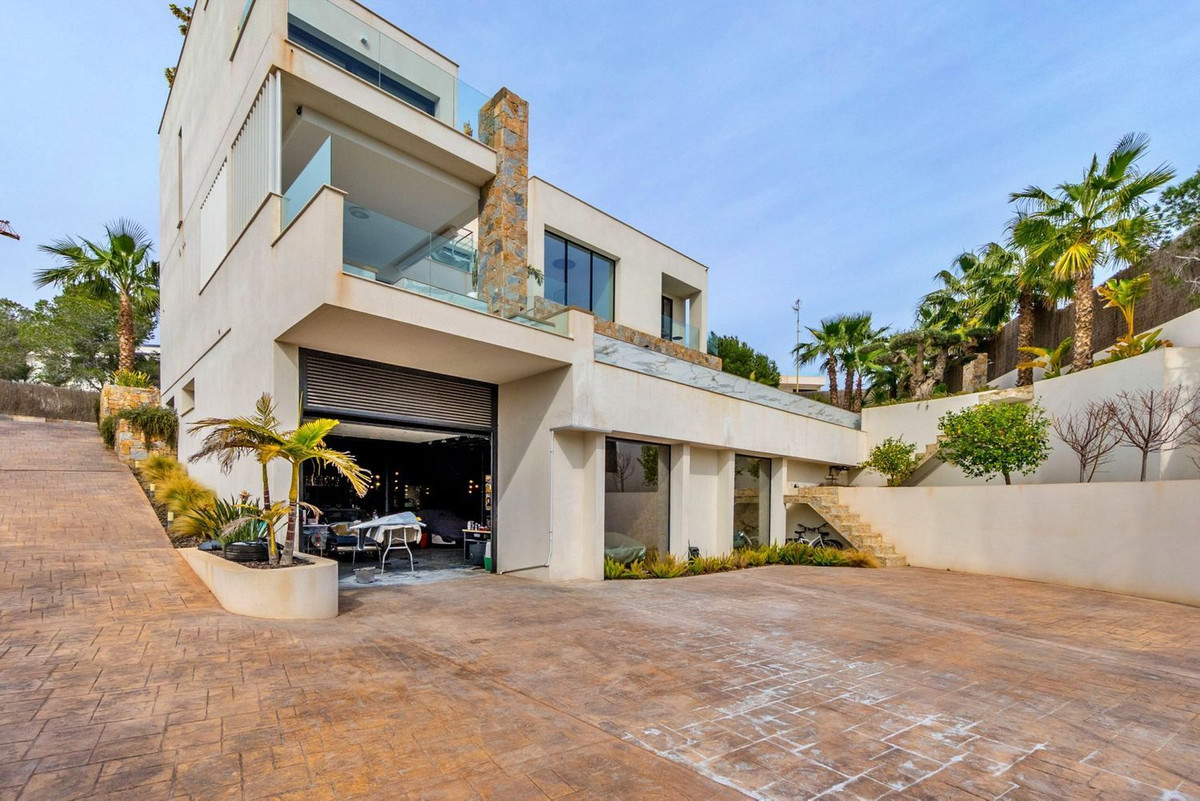 Property main view 42