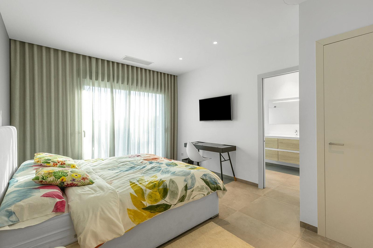 Property main view 40