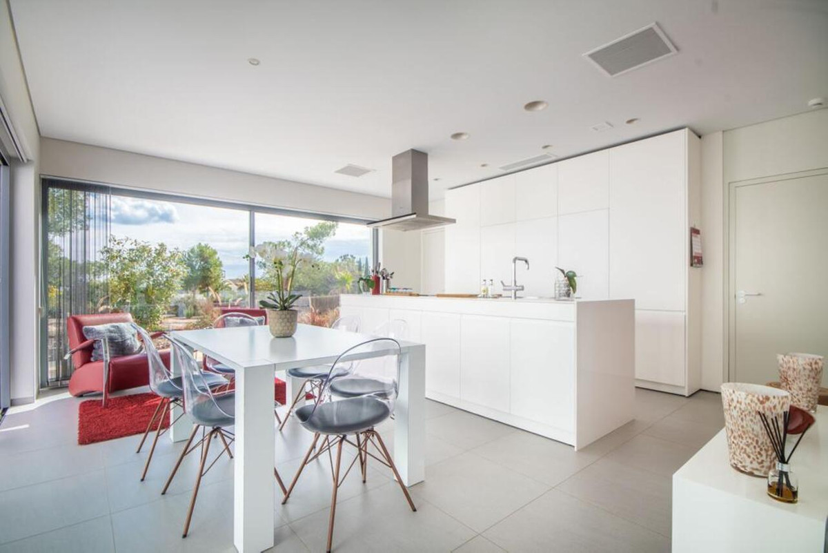 Huis te koop in Las Colinas Golf | 4 slaapkamers H5306299