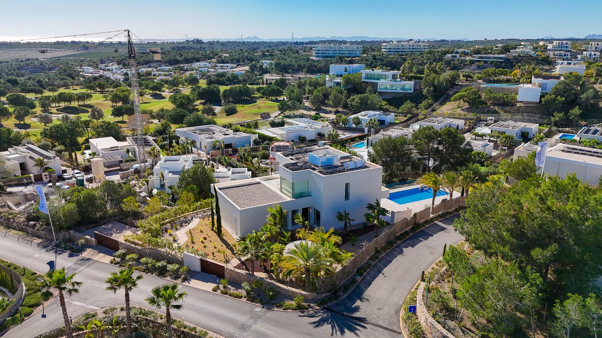 Huis te koop in Las Colinas Golf | 5 slaapkamers H5365579