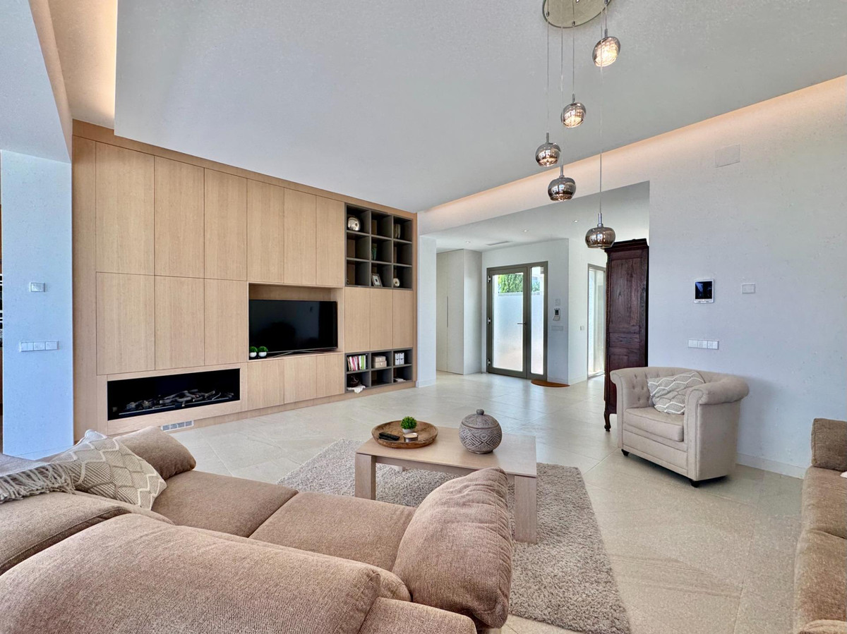 Huis te koop in Las Colinas Golf | 3 slaapkamers H5387539