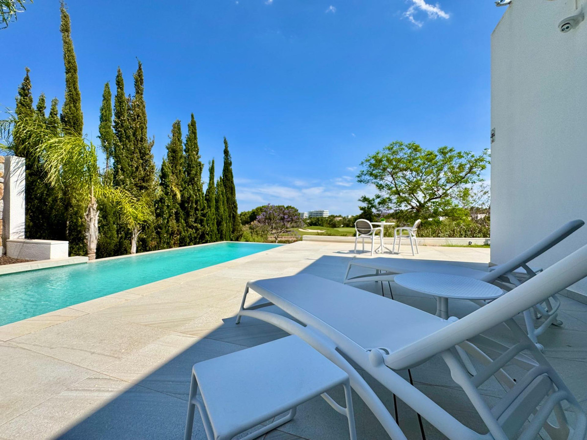Huis te koop in Las Colinas Golf | 3 slaapkamers H5387539