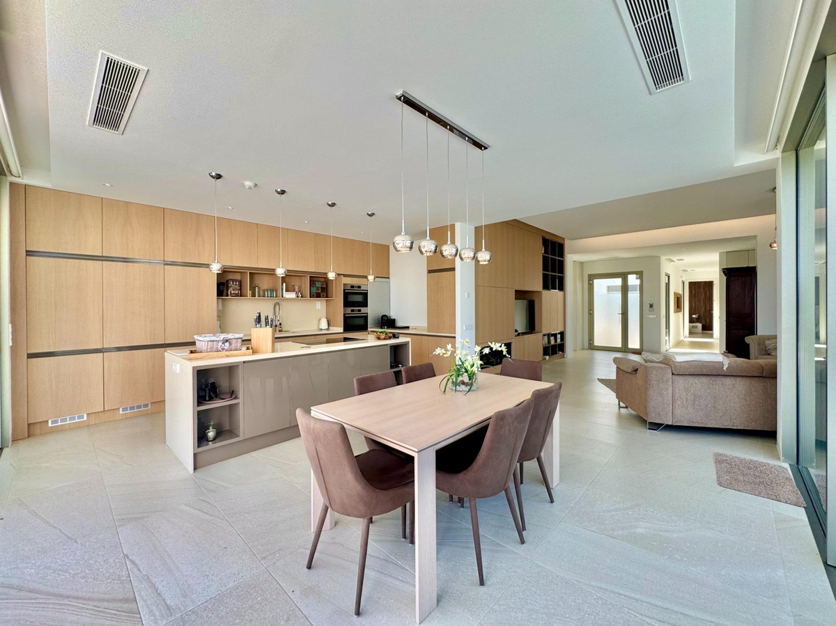 Huis te koop in Las Colinas Golf | 3 slaapkamers H5387539