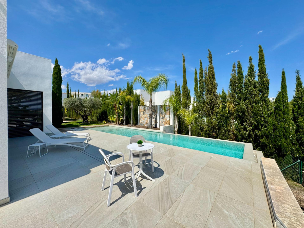 Huis te koop in Las Colinas Golf | 3 slaapkamers H5387539