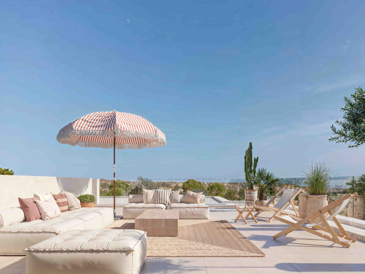 Huis te koop in Las Colinas Golf | 3 slaapkamers H5393533