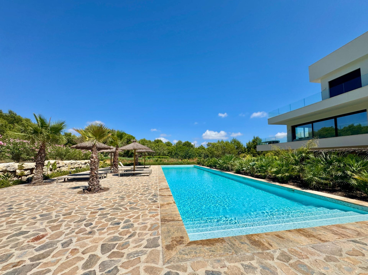 Property main view 40
