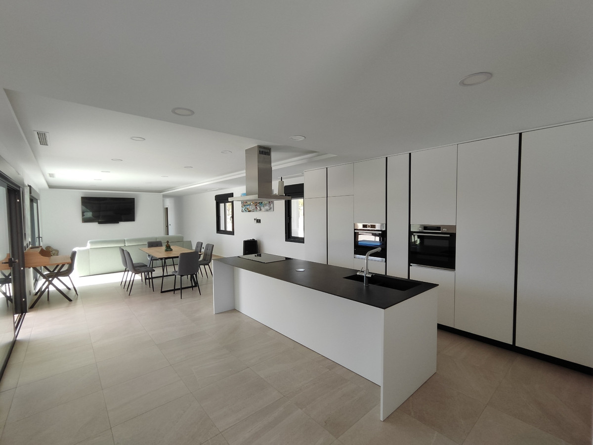 Huis te koop in Las Encebras | 3 slaapkamers H4919713