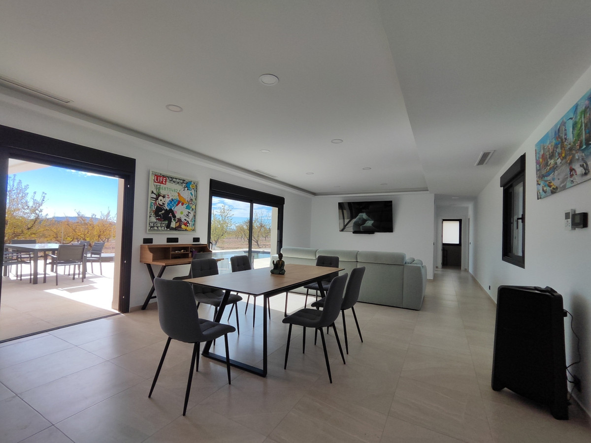 Huis te koop in Las Encebras | 3 slaapkamers H4919713