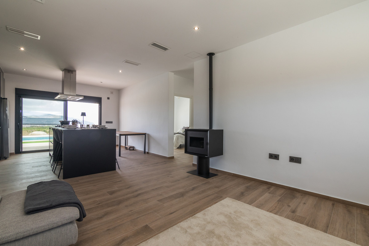 Huis te koop in Las Encebras | 3 slaapkamers H4919755