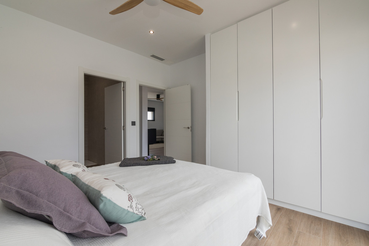 Huis te koop in Las Encebras | 3 slaapkamers H4919755