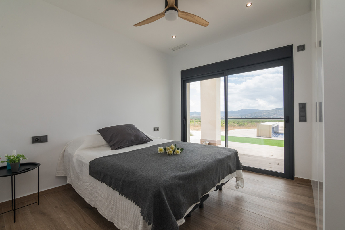 Huis te koop in Las Encebras | 3 slaapkamers H4919755