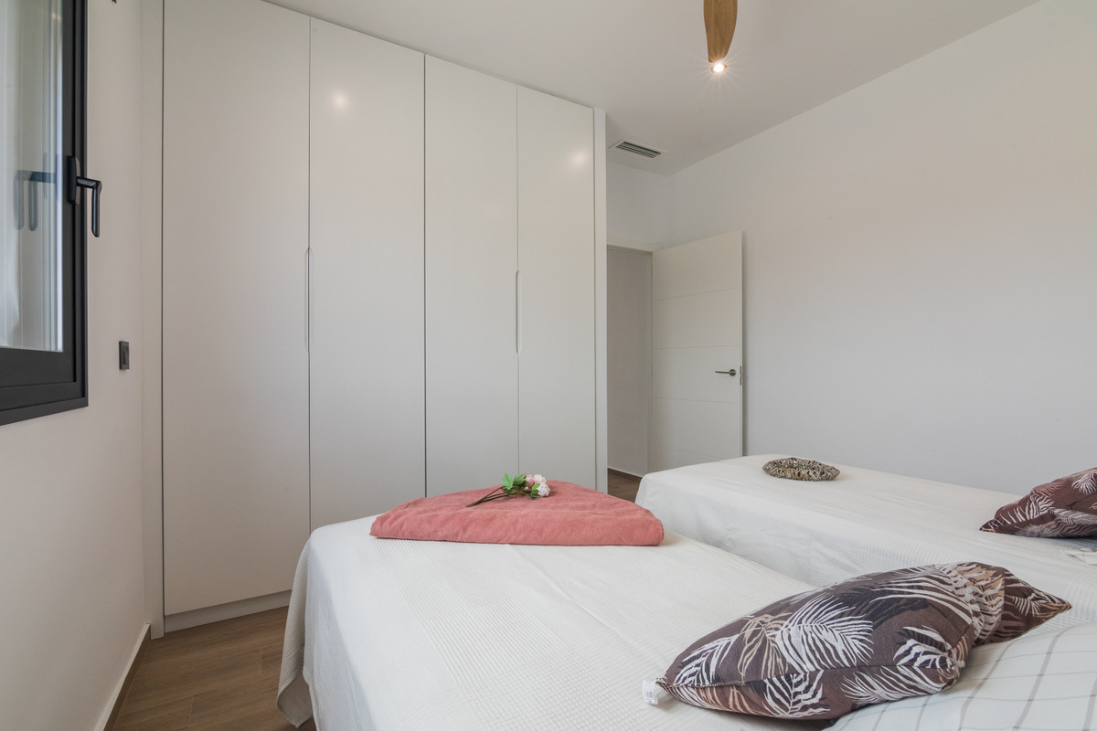Huis te koop in Las Encebras | 3 slaapkamers H4919755