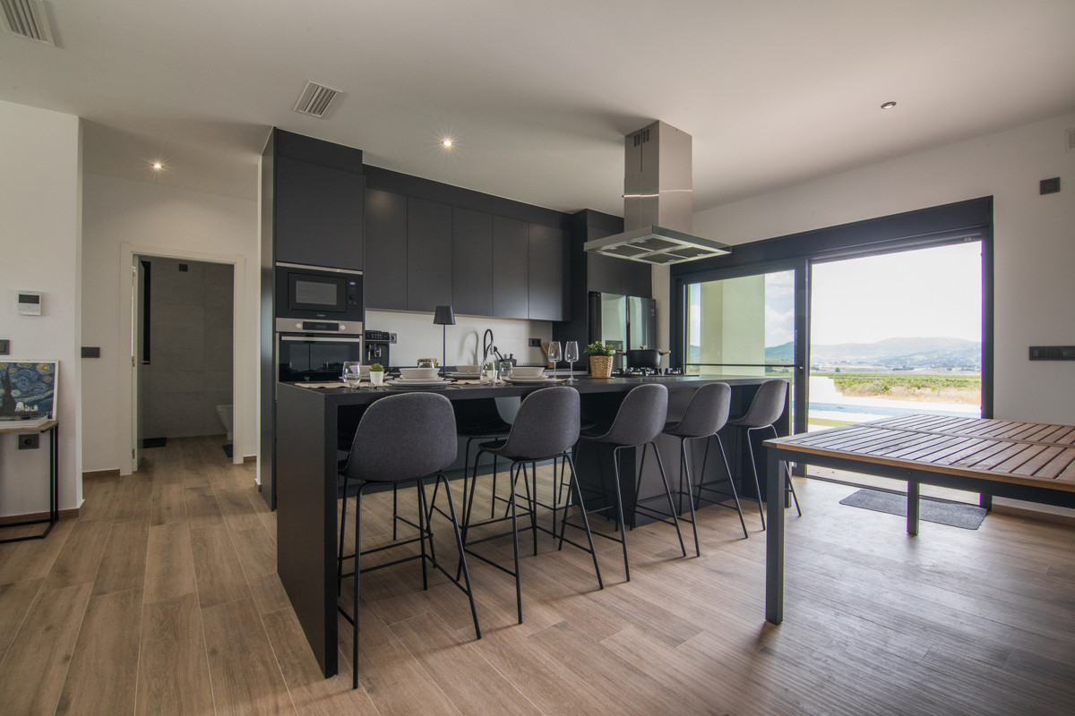 Huis te koop in Las Encebras | 3 slaapkamers H4919755