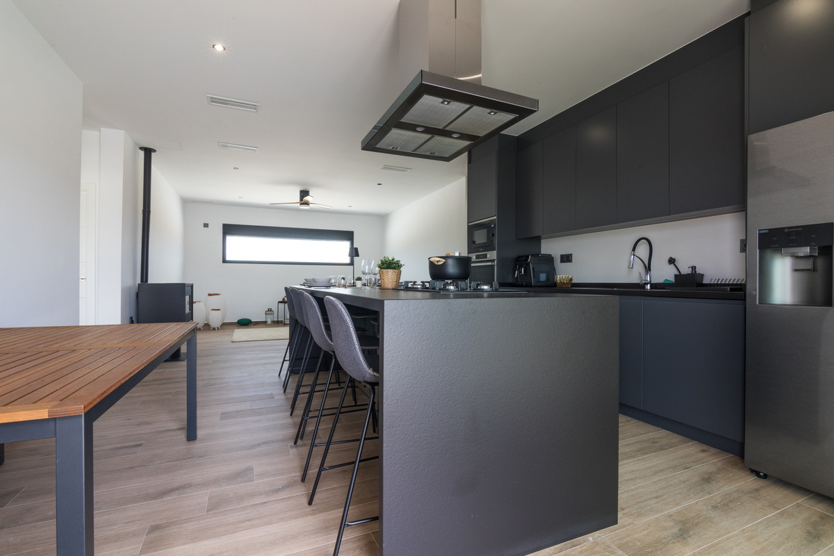 Huis te koop in Las Encebras | 3 slaapkamers H4919755