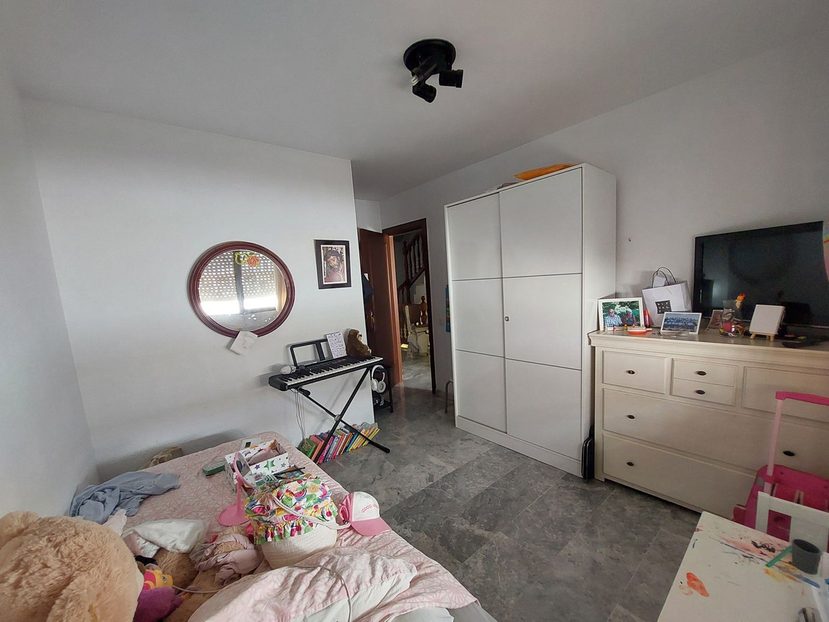 Huis te koop in Las Lagunas | 5 slaapkamers H5081047
